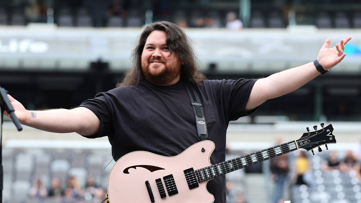Wolfgang Van Halen in a contextual photograph: Inline contextual photo; not tattoo evidence; not tattoo evidence